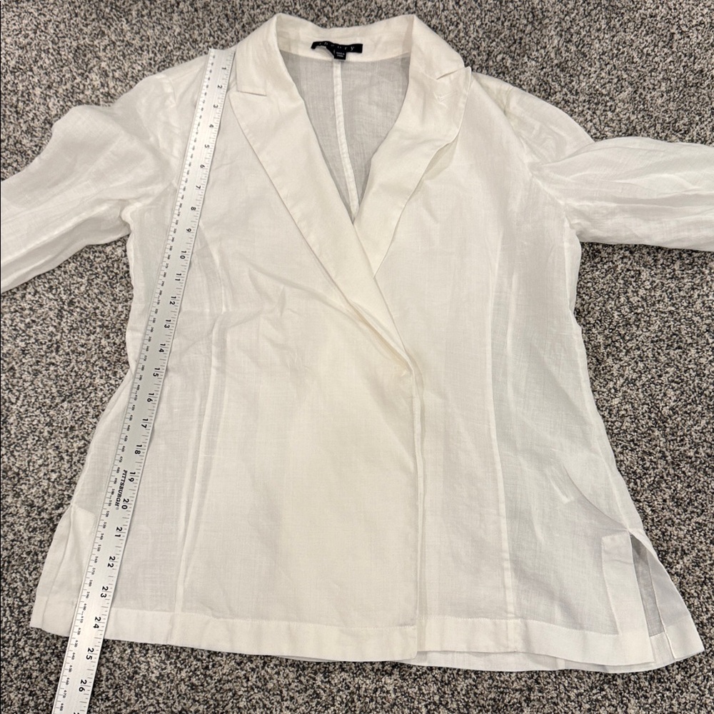 Theory White Ramie Neutral Minimalist Button Front Classy Blazer Size 6 - Picture 10 of 11